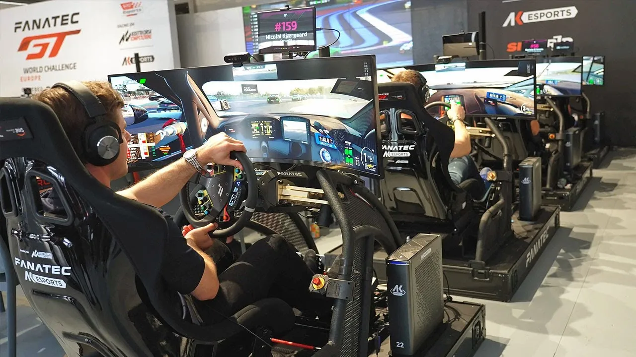 Endurance Racing Setup - Professional racing simulator at SimRacing Arena